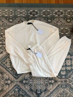 Hatch The Dina Boucle Set